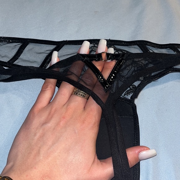 1 string victoria secret neuf avec étiquette taille S - Picture 3 of 5